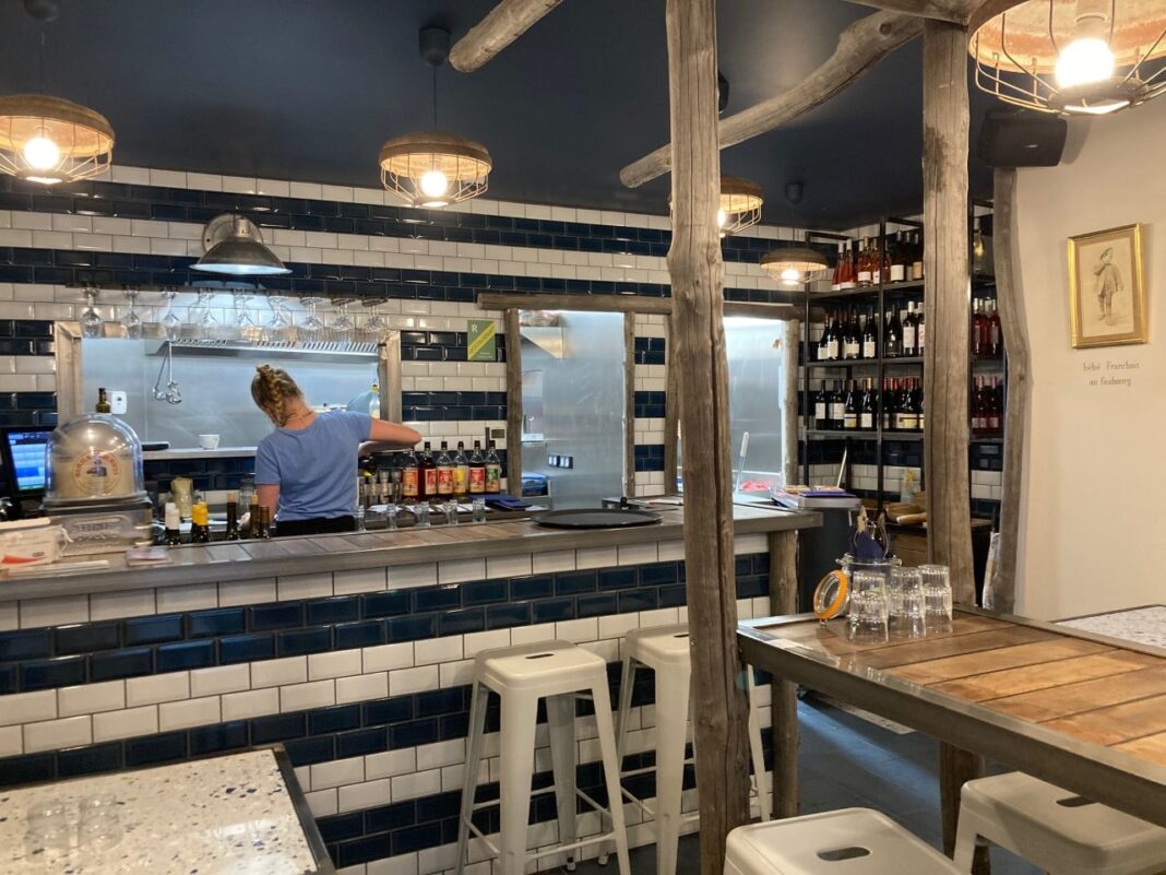 La famille Desclaux ouvre le 1er bar à anchois de France !4