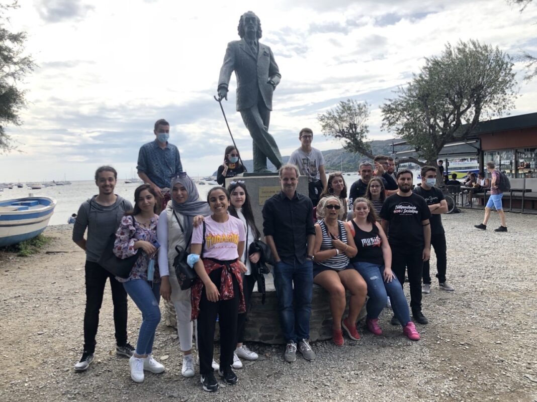 Sortie pédagogique des étudiants de catalan à Cadaqués avec l’écrivain Jordi Cabré2