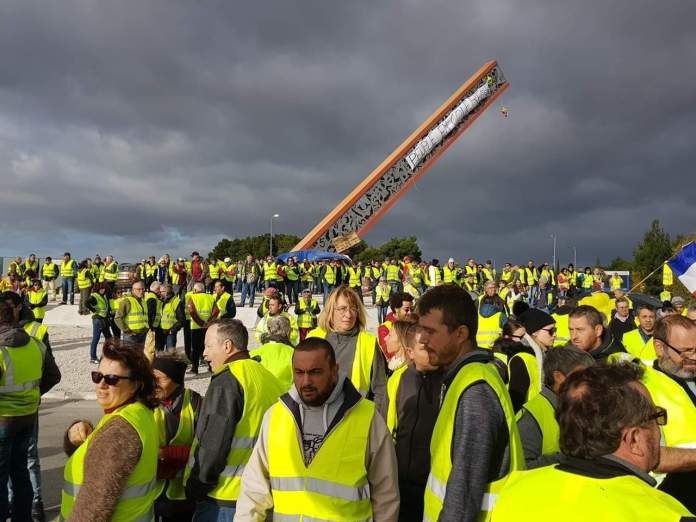 Hausse du prix du carburant : le retour des gilets jaunes – La France souhaite uniformiser le prix du tabac