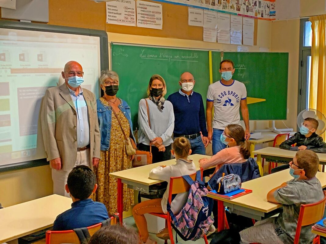 Les chercheurs à l'école pour la Fête de la Science 2021 au Soler