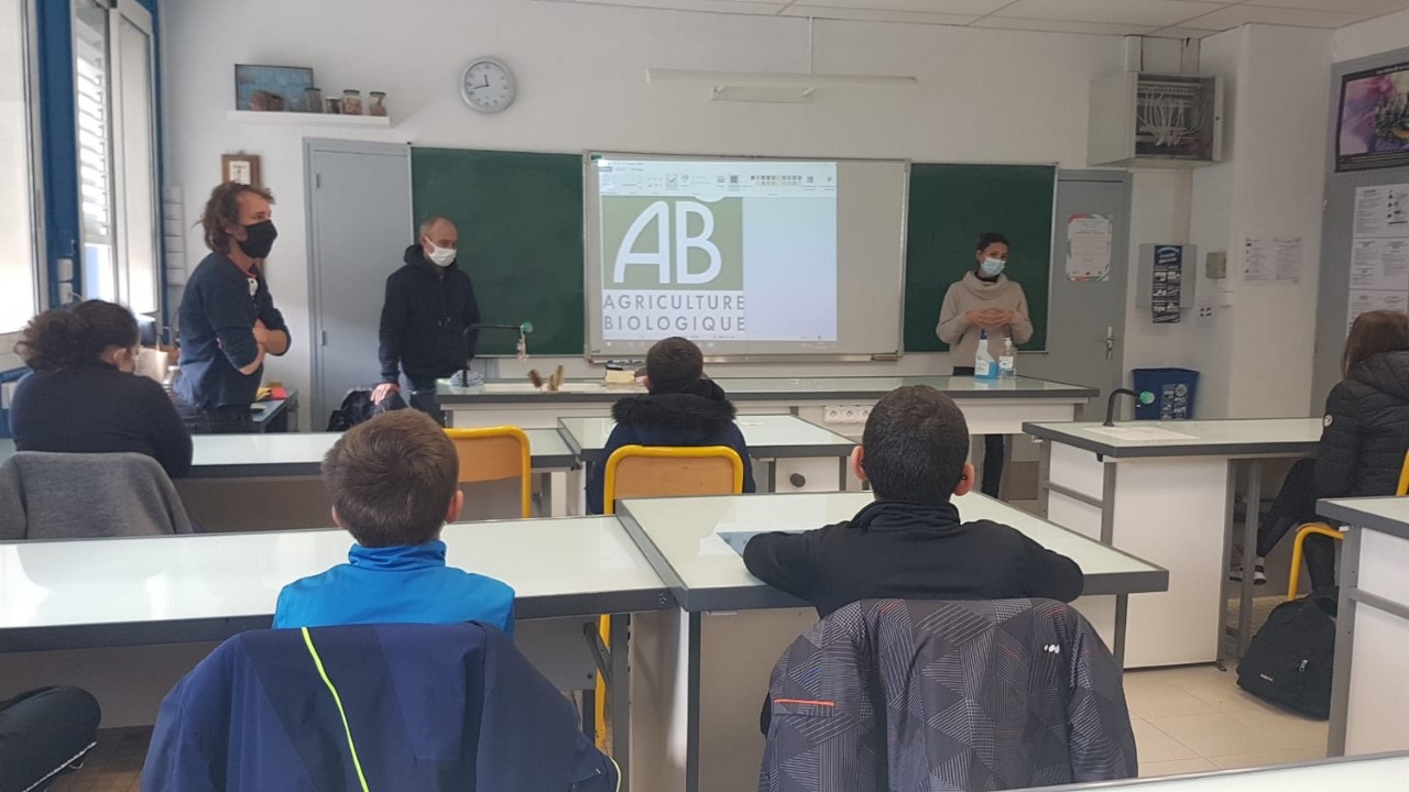 Une, deux, trois haies pour la « bio-diversité » !