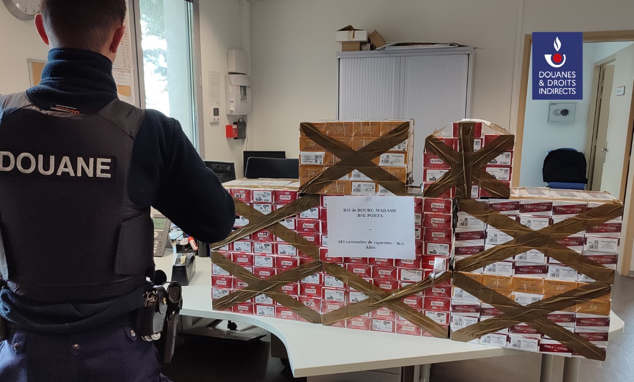Le trafic de tabac ne faiblit pas en Cerdagne, la douane non plus