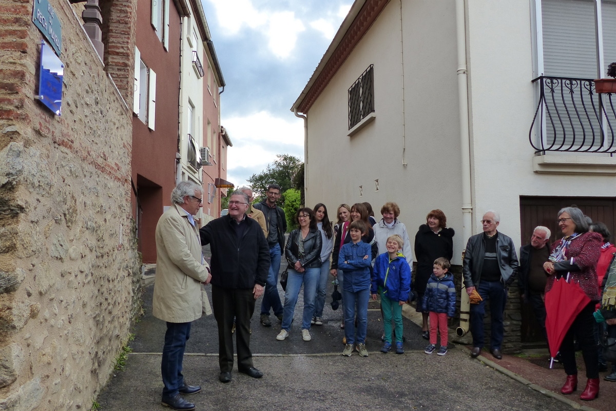 Inauguration d’une plaque à la mémoire de Jaume Llong auteur de théâtre à Sorède.