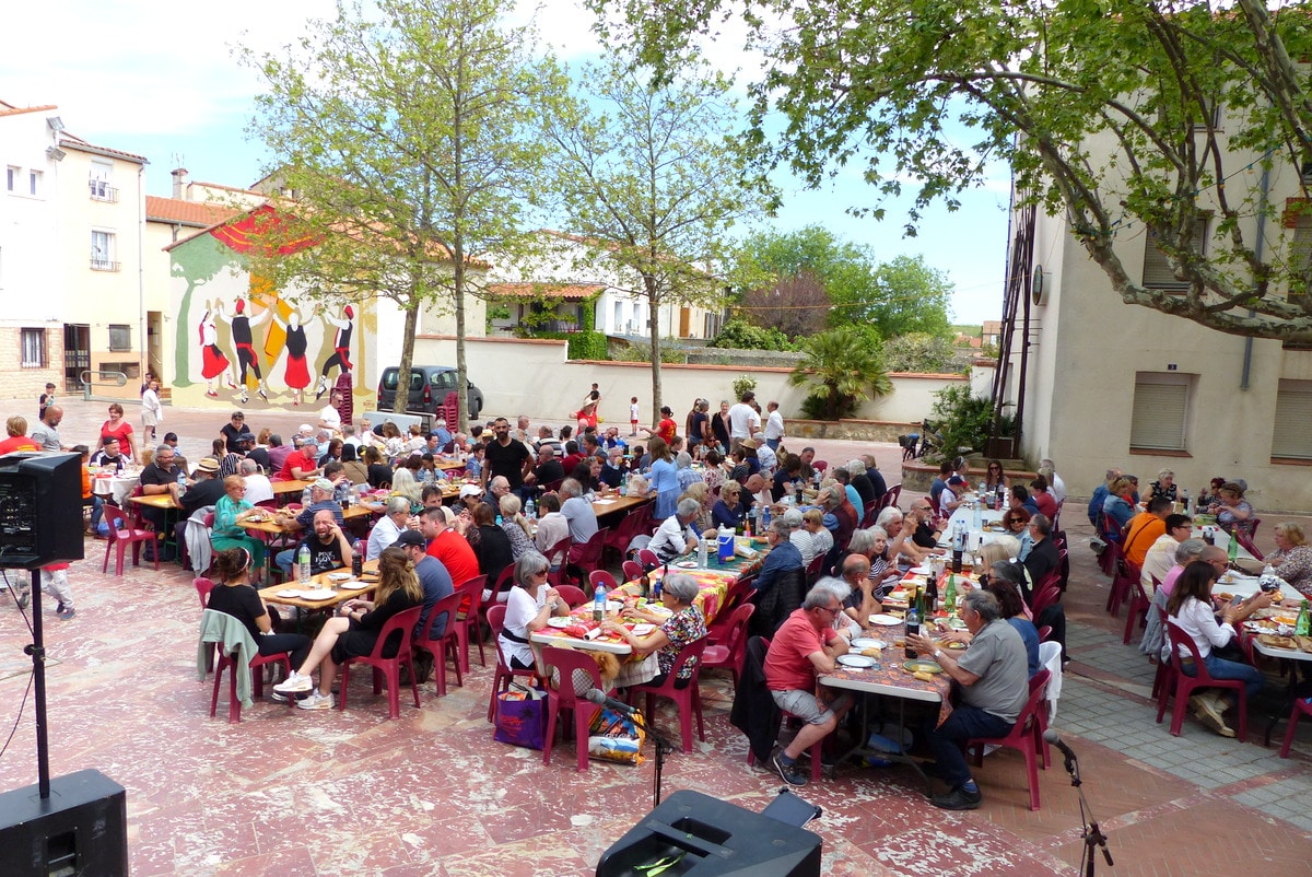 L’omelette pascale a réuni plus de 450 personnes à Palau del Vidre