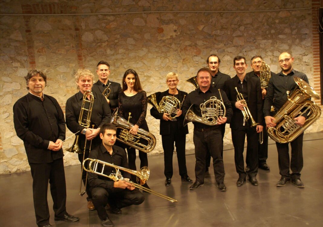 L’ensemble de cuivres de l’Orchestre symphonique d’Alénya Roussillon, l’OSAR BRASS, sera en concert ce jeudi 25 août à 21h00 à la chapelle saint Vincent d’Estagel L’ensemble de cuivres de l’Orchestre symphonique d’Alénya Roussillon, l’OSAR BRASS, sera en concert ce jeudi 25 août à 21h00 à la chapelle saint Vincent d’Estagel