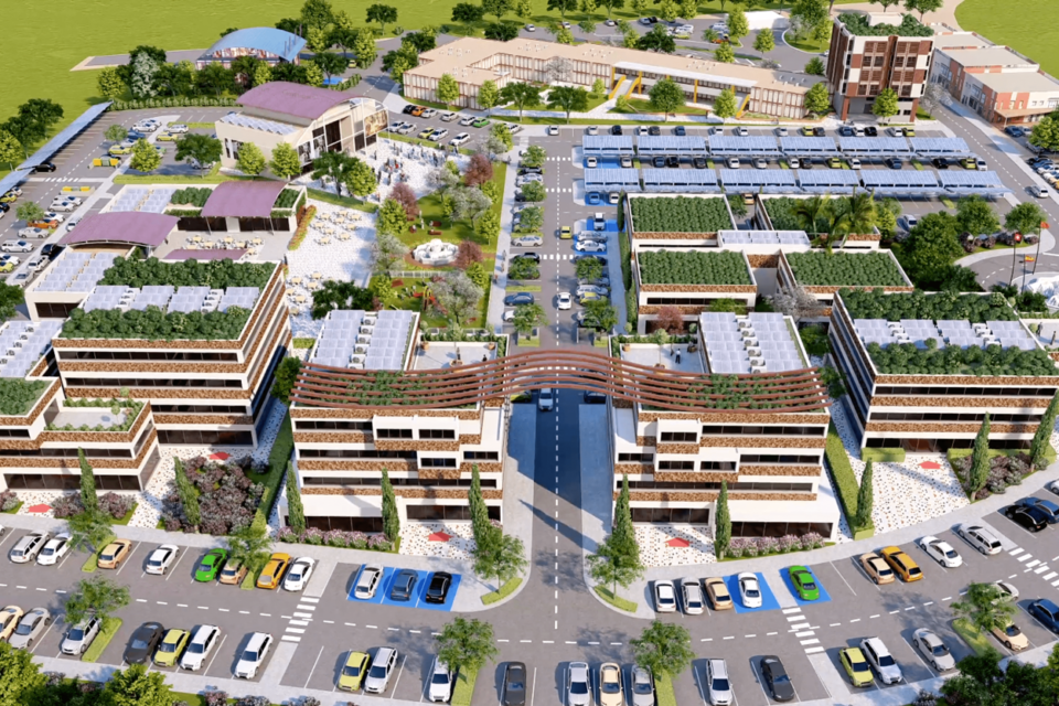 Un nouveau projet devrait voir le jour, au Boulou, avec de nouvelles enseignes de magasins et un espace de loisirs, cinéma, bowling... Pyrénéo s'ajoute aux nombreux projets de grandes surfaces, qui pullulent dans le département : Salanca, Mas Guerido, Carré d'Or etc...