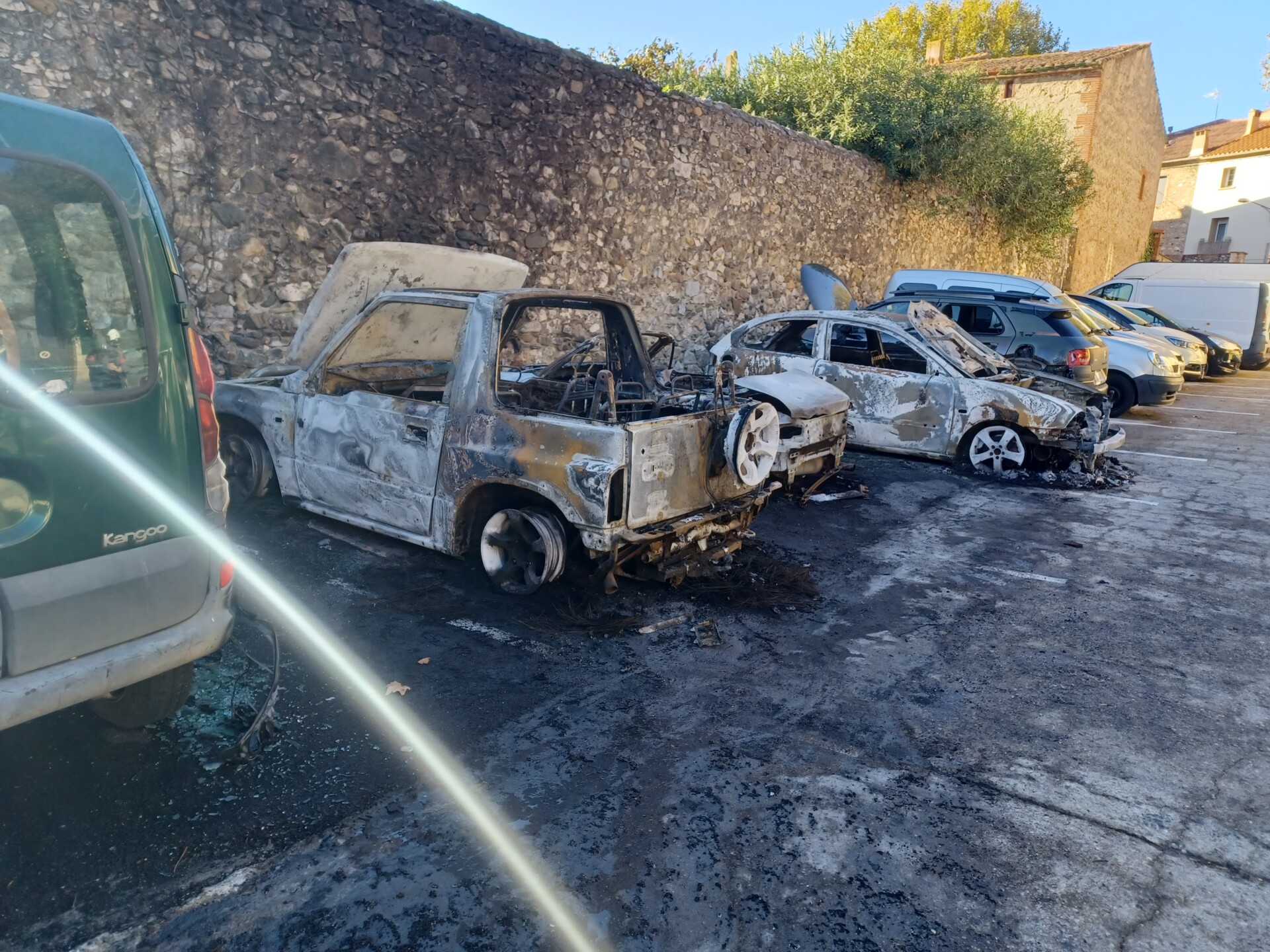 Estagel/ Vandalisme : du jamais vu dans les P-O en zone rurale… sept voitures incendiées dans la nuit de mercredi à jeudi