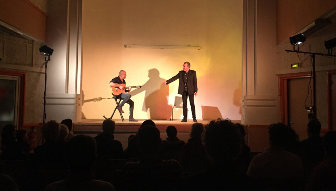 C'est tout le travail de la Fédération des Foyer Ruraux que d'apporter la culture partout et jusque dans les villages. Ainsi hier soir, c'est au foyer rural de Montner qu'avait lieu la représentation de «La Fratrie de Pitou» avec Olivier Martinez et Wilfried Delahaie. C'est tout le travail de la Fédération des Foyer Ruraux que d'apporter la culture partout et jusque dans les villages. Ainsi hier soir, c'est au foyer rural de Montner qu'avait lieu la représentation de «La Fratrie de Pitou» avec Olivier Martinez et Wilfried Delahaie.