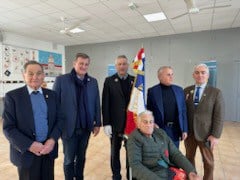 Le 2 février en la mairie annexe de Saint Martin, à Perpignan, monsieur Marcel Gaussens recevait à l’occasion de son centième anniversaire la médaille de la ville des mains de monsieur Louis Aliot, maire de Perpignan. Il était accompagné de monsieur Xavier Baudry, adjoint au maire et de monsieur Edouard Gebhart conseiller municipal en charge des associations patriotiques et mémorielles