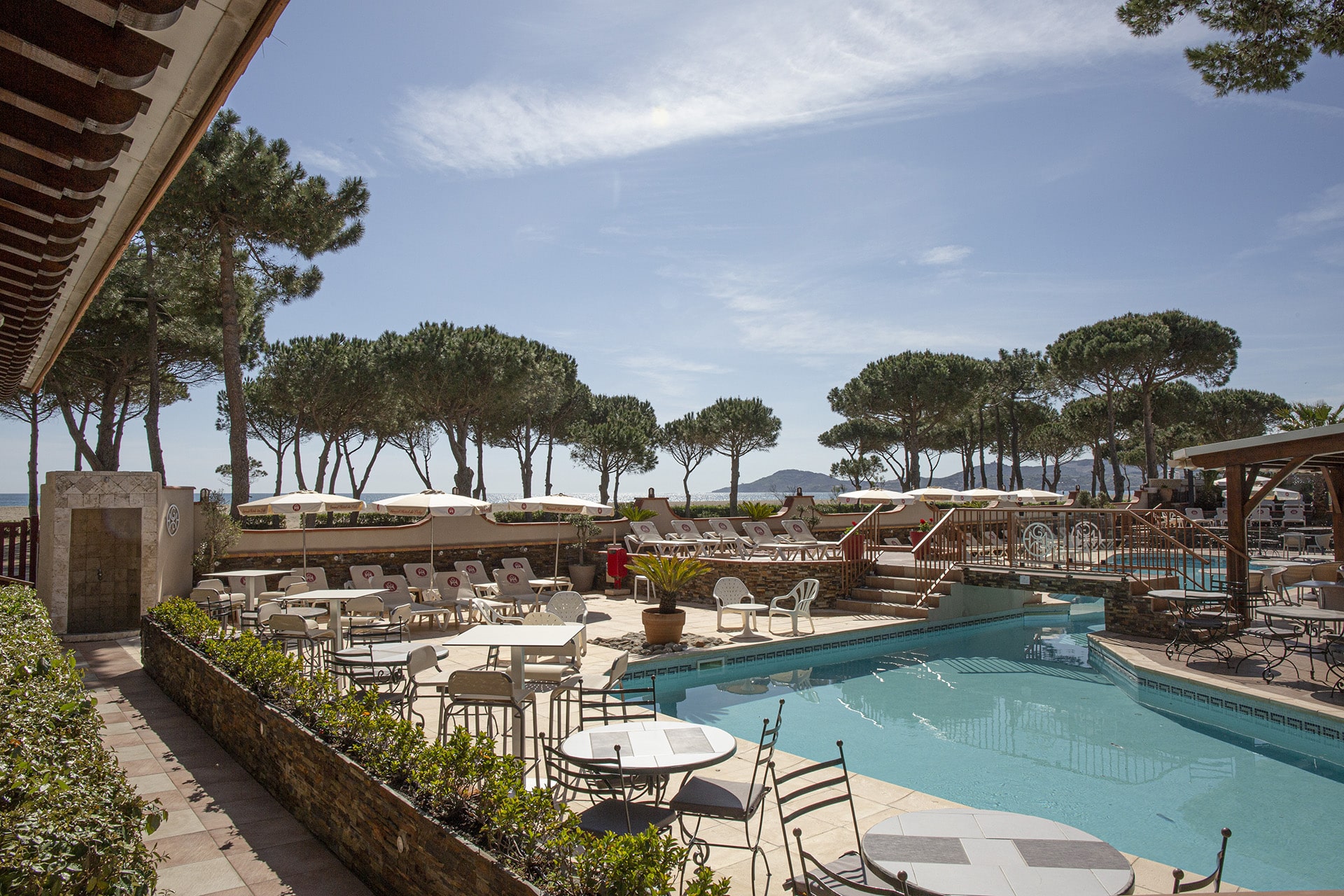 GROUPE ROUSSILLHOTEL : LE GRAND HÔTEL LE LIDO LANCE 