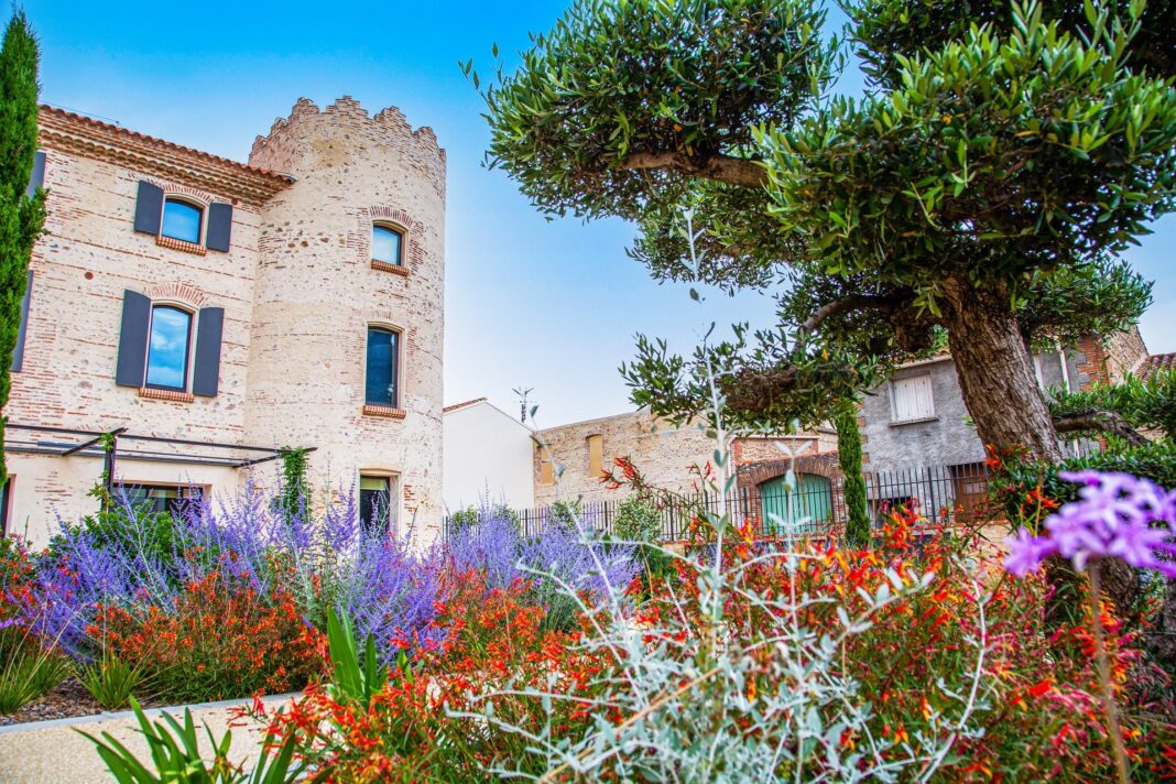 médiathèque ludothèque Pollestres 2 Le Château médiathèque-ludothèque La Marquise et la Ville de Pollestres célèbrent les journées européennes de l’Archéologie et proposent un beau programme d’activités pour petits et grands, aux mois de juin et juillet, toutes les animations sont gratuites.