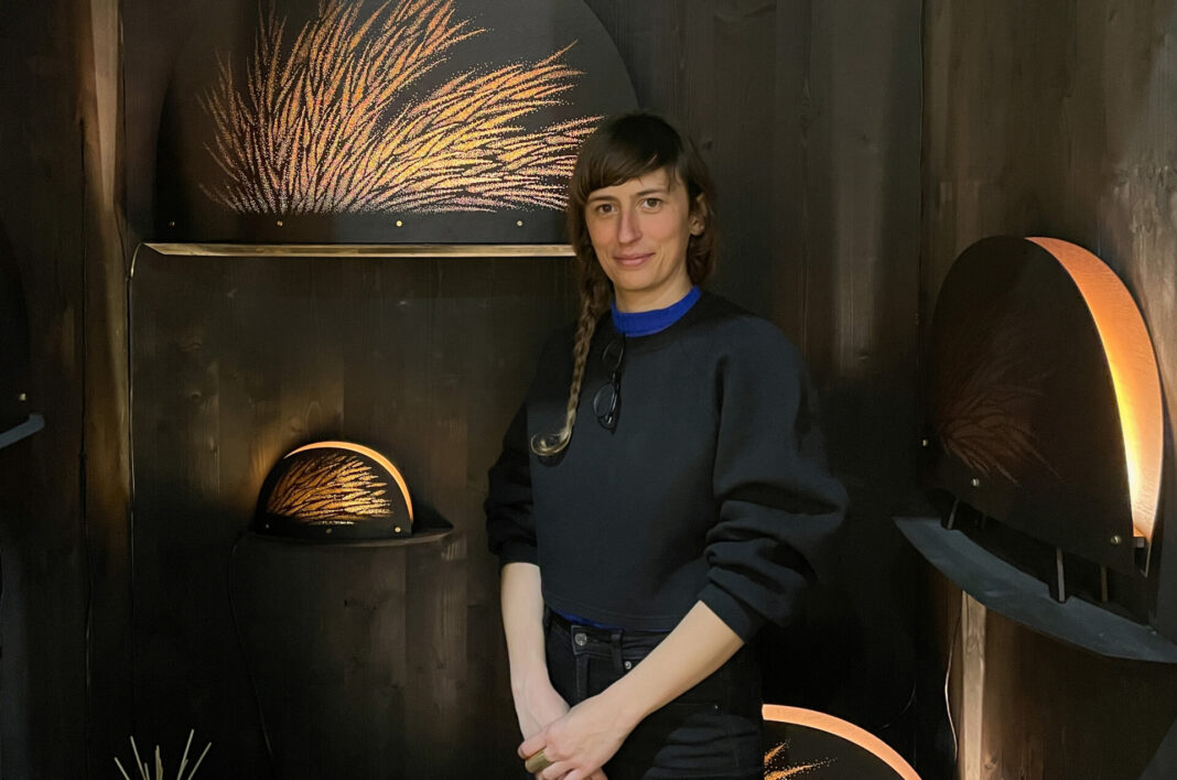 1 Jeanne Riot lampes Nocturne©Adrien Millot Jeanne Riot, designer catalane, exposée au « Salon International Maison et Objets »