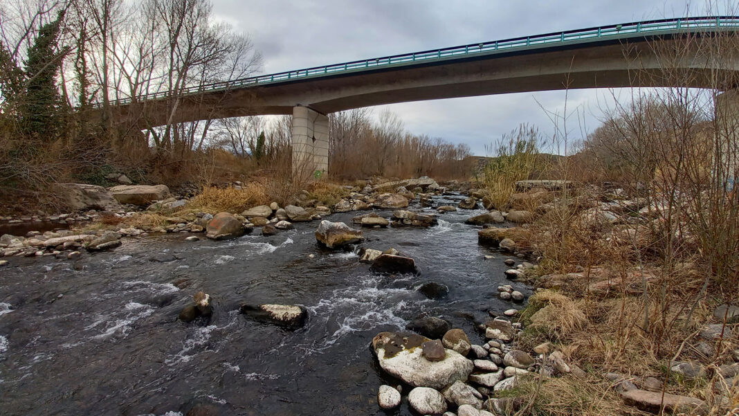La Têt au pont d'Ille sur Têt déjà en étiage sévère en plein mois de février 2024 La Têt au pont d'Ille sur Têt déjà en étiage sévère en plein mois de février 2024