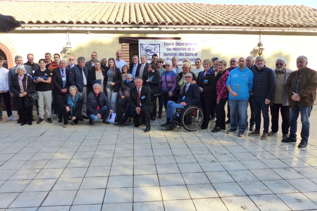 Photo de l'ensemble des personnes présentent à l'AG 2024