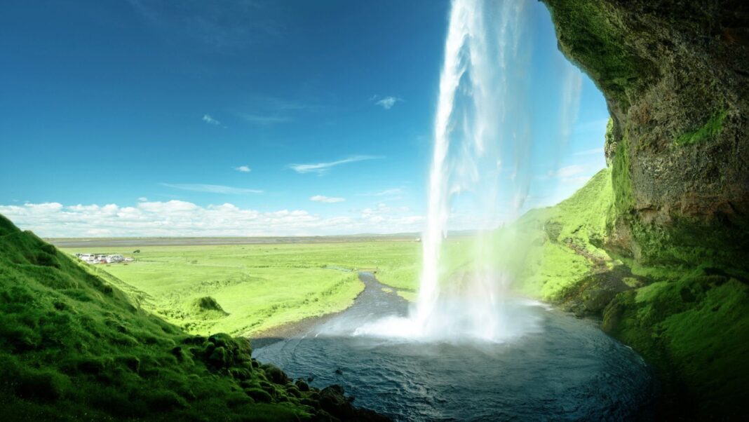 Ce Niagara européen attire des milliers de visiteurs chaque année Ce Niagara européen attire des milliers de visiteurs chaque année