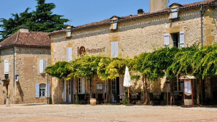 « La perfection géométrique » - ce village que les architectes étudient encore 7 siècles après