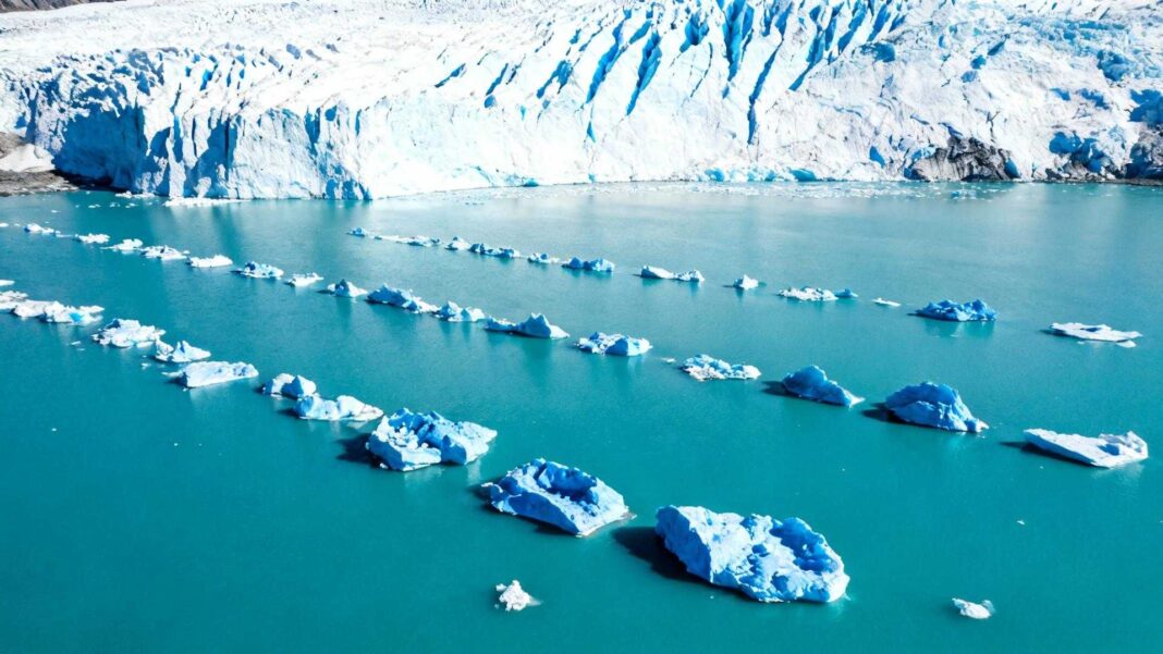 Entre fin mai et mi-juin l'Alaska révèle ses glaciers sous 20 heures de lumière arctique