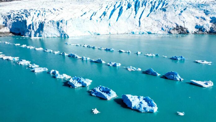 Entre fin mai et mi-juin l'Alaska révèle ses glaciers sous 20 heures de lumière arctique