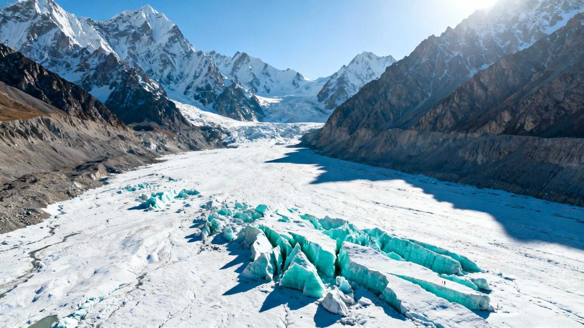 Karakoram : 15 000 voyageurs par an contre 1 million au Népal pour 5 sommets 8000m