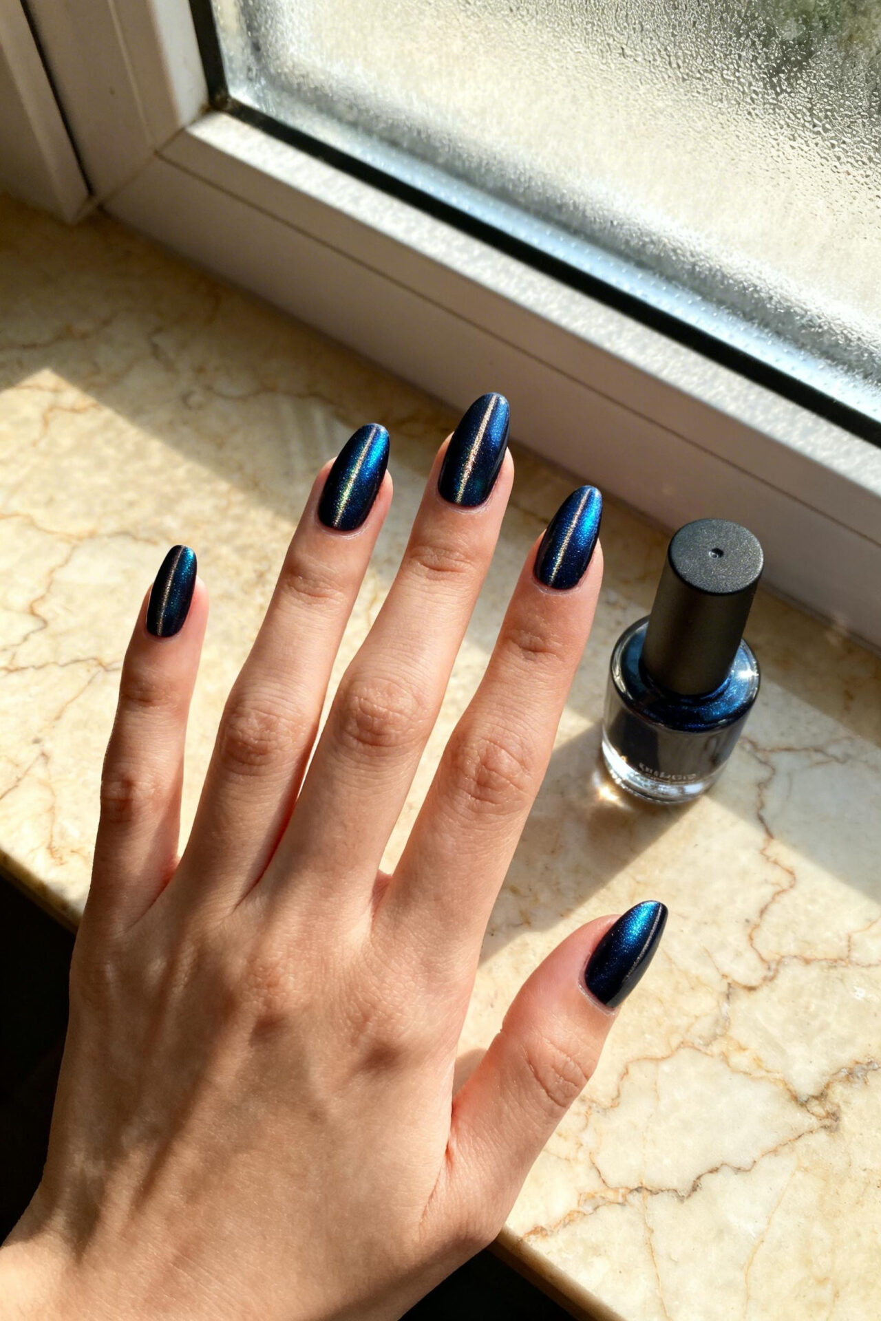 Blue cat eye nails navy chrome almond