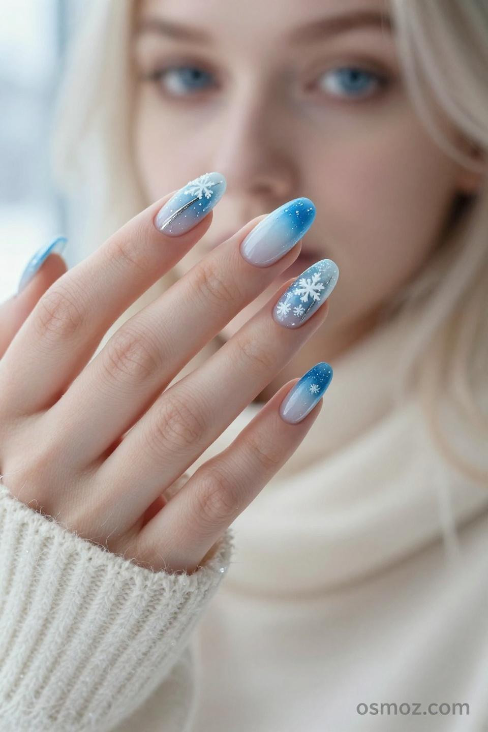 Frosty Blue Nails with ombre winter elegance