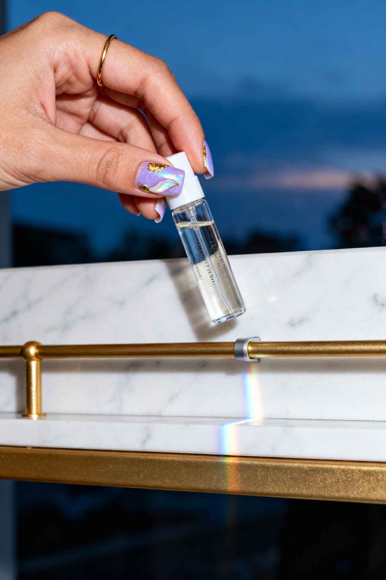 Light Blue Cat Eye Nails - lavender shimmer