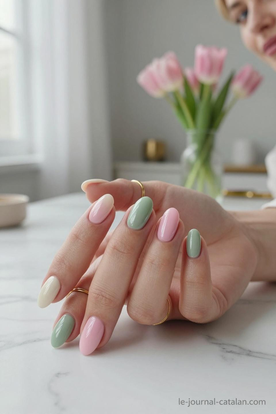 March nails with refined spring elegance