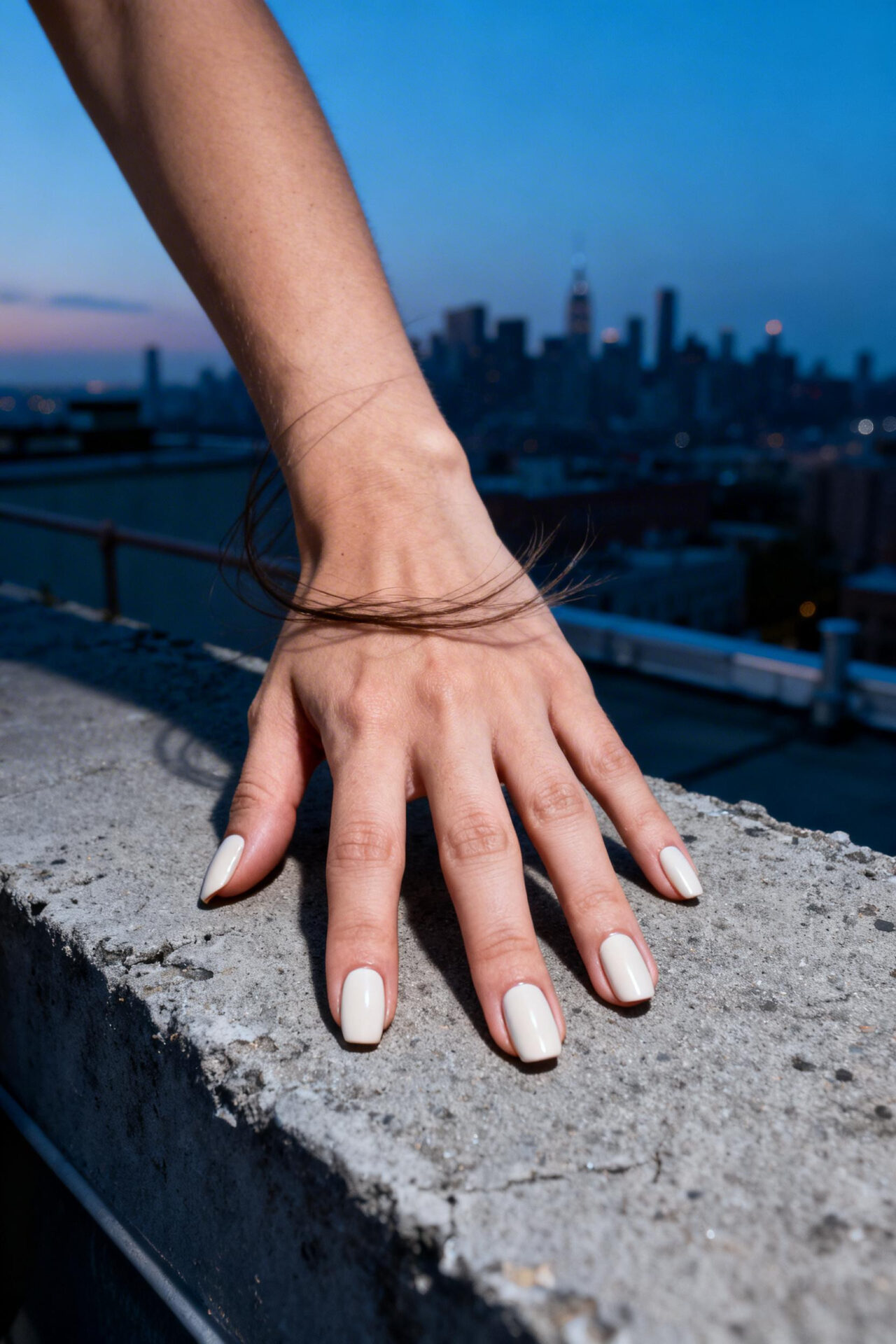 Almond Nails Inspiration - ivory matte