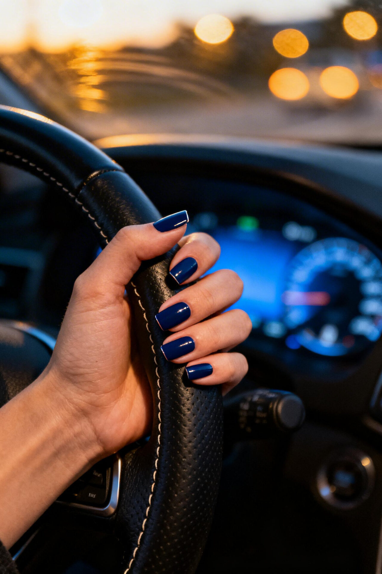 Square Nails - navy matte acrylic