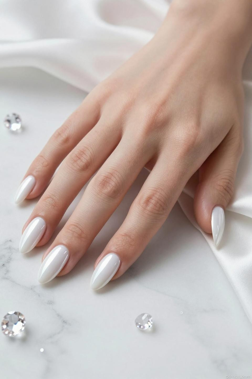 Almond Nails Ideas - classic shape