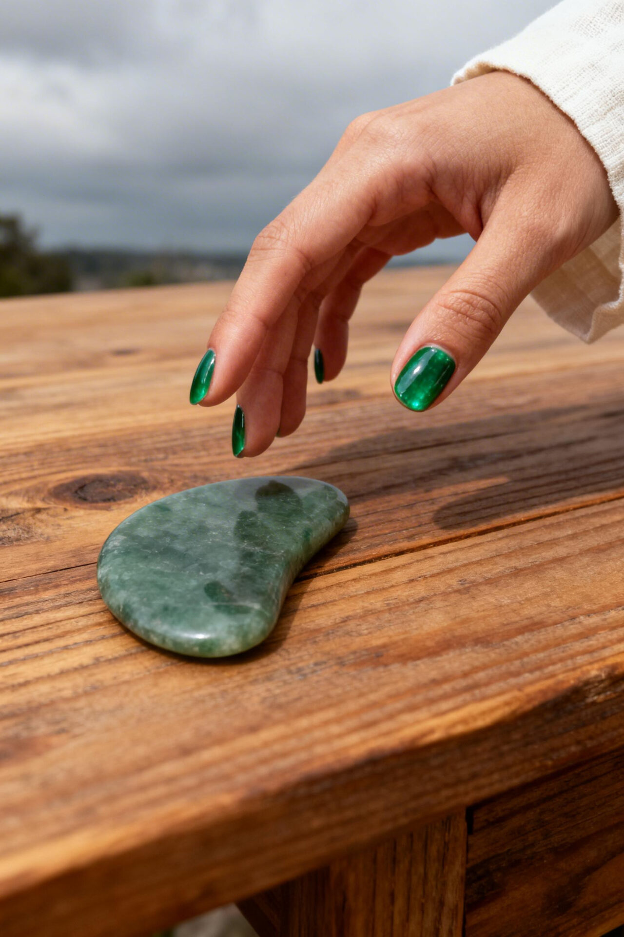 Green Aura Nails - emerald round short