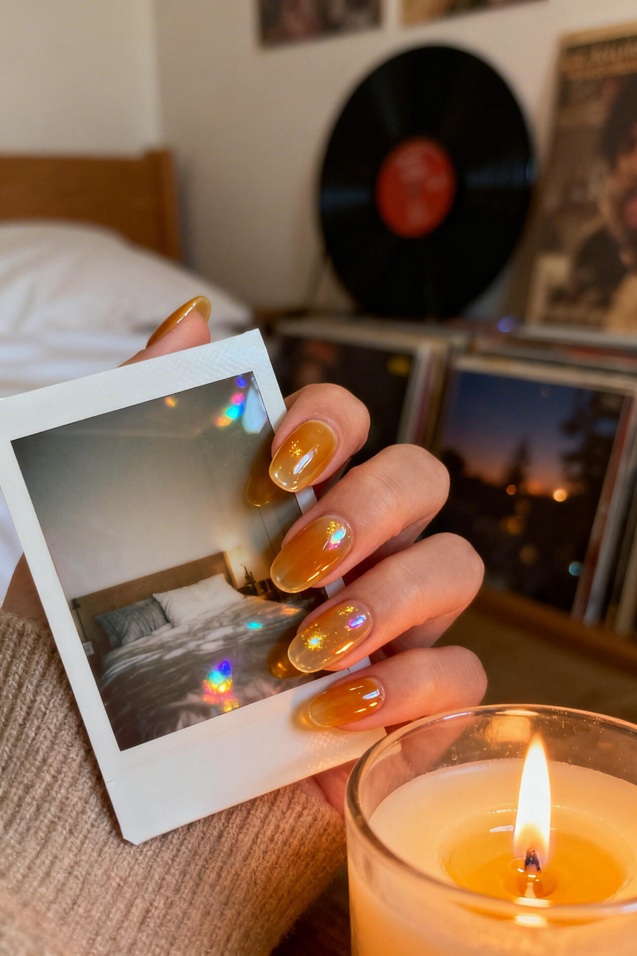 Short Artsy Nails - glazed gel aesthetic