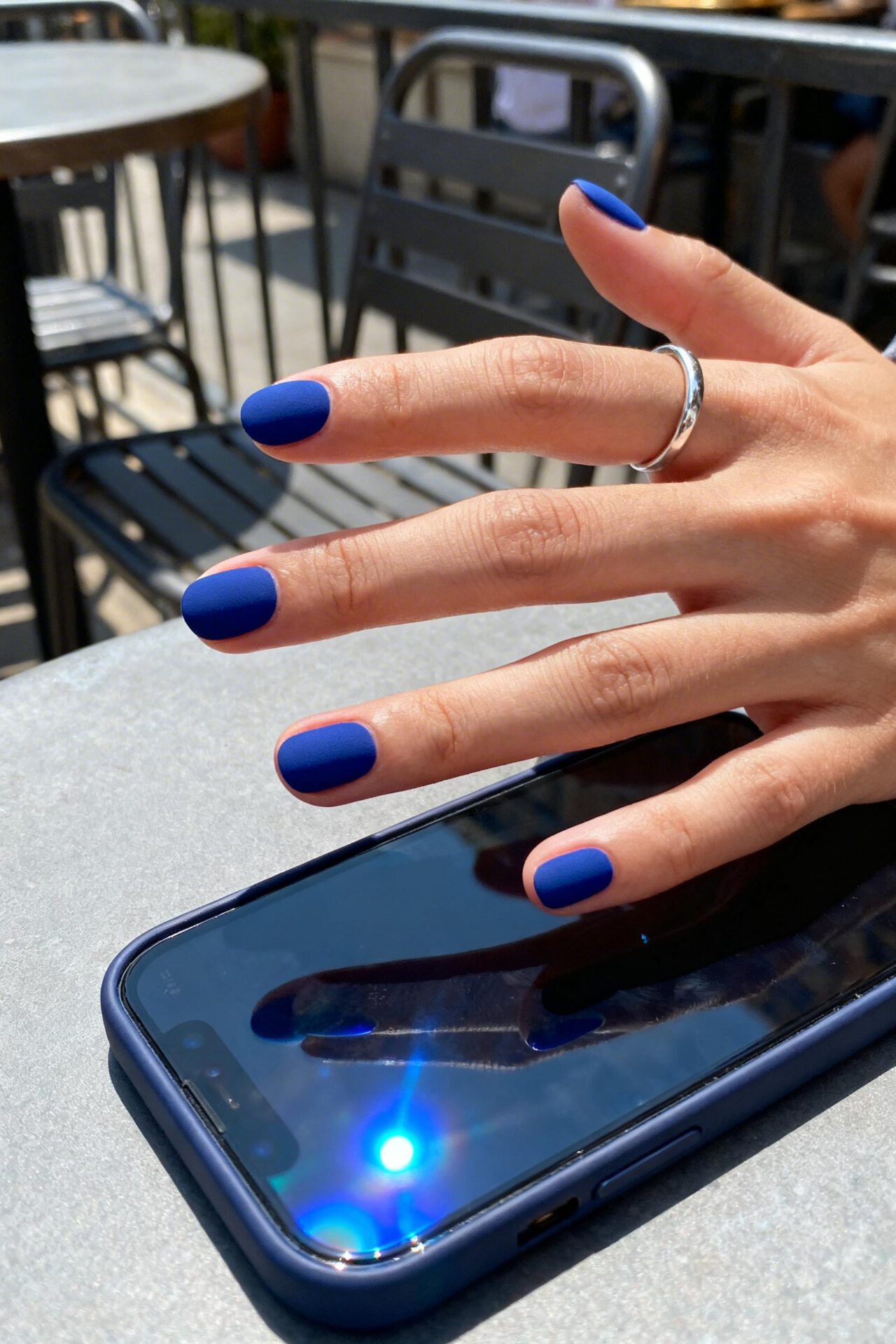 Fun Summer Nails - cobalt blue matte